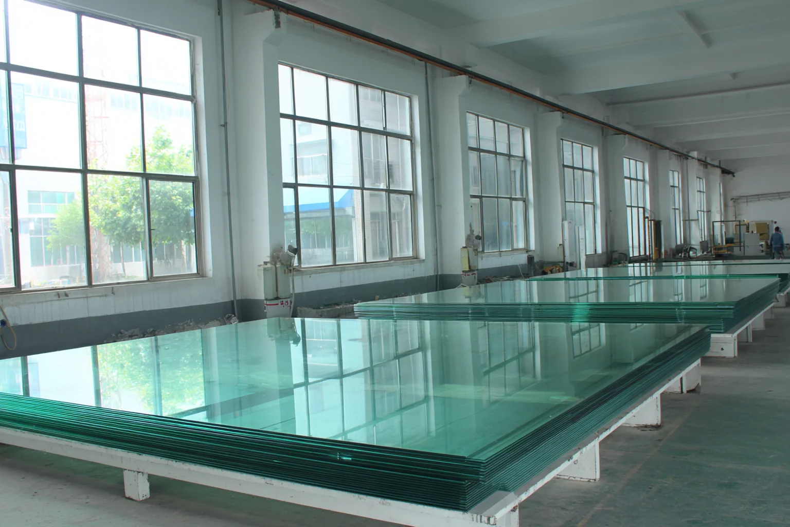 Fabrication de Verre et composants optiques en Chine