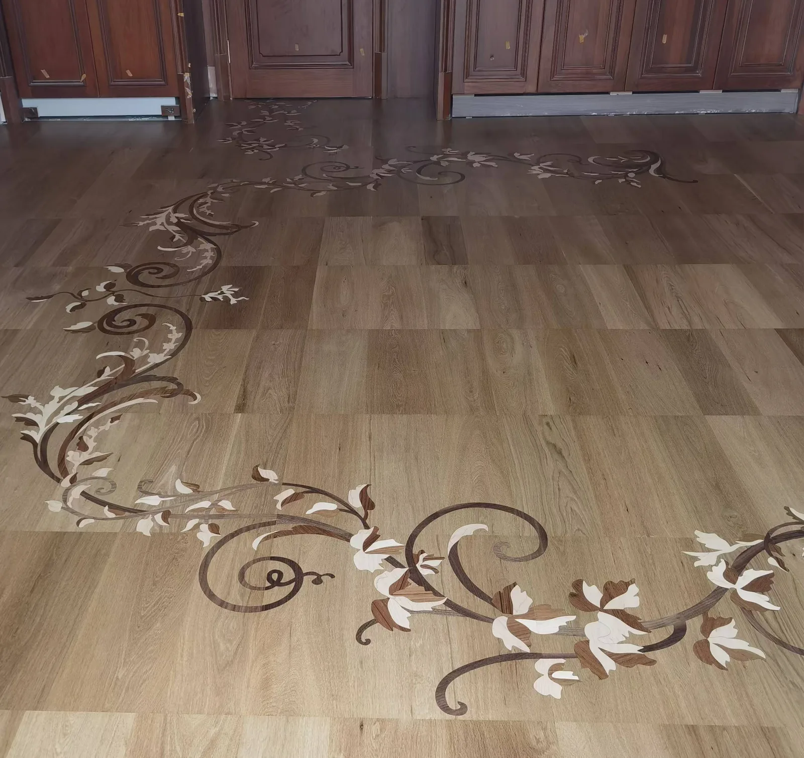 Anrantabu floral vine inlay art flooring with botanical marquetry detailing