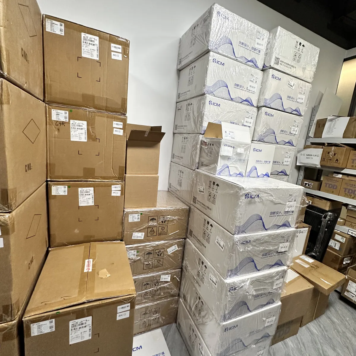 Packed cartons staged for outbound shipment at Huihexin