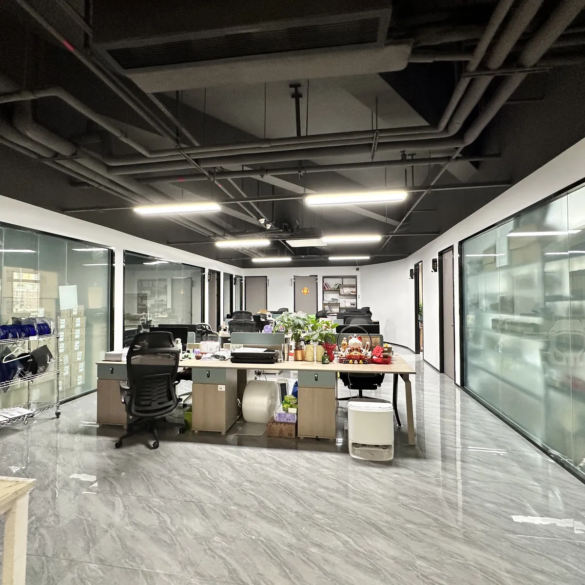 Huihexin premises and offices in Shenzhen