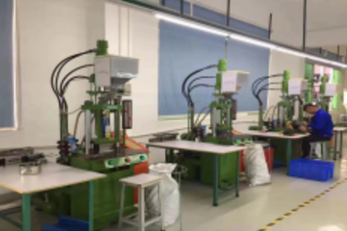 Huisheng Electronics facility &middot; Crimping & Assembly Stations