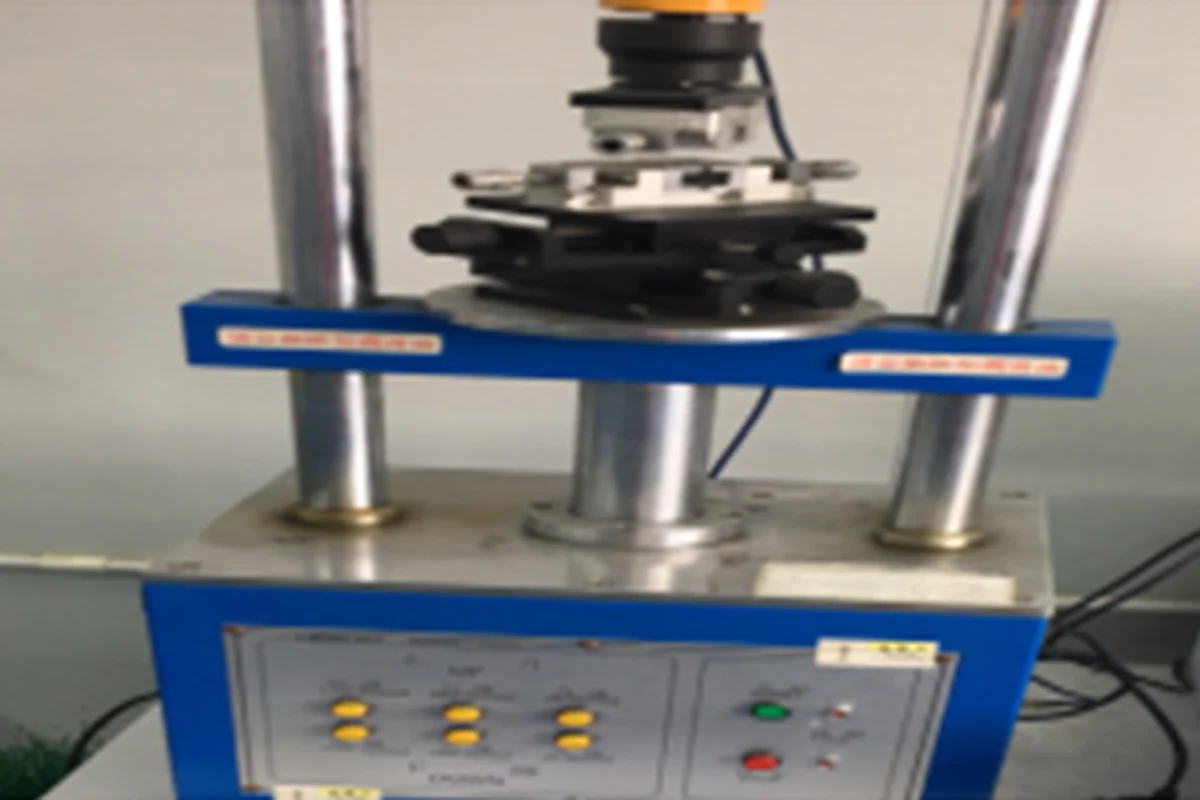 Huisheng Electronics facility &middot; Insertion-Force Tester