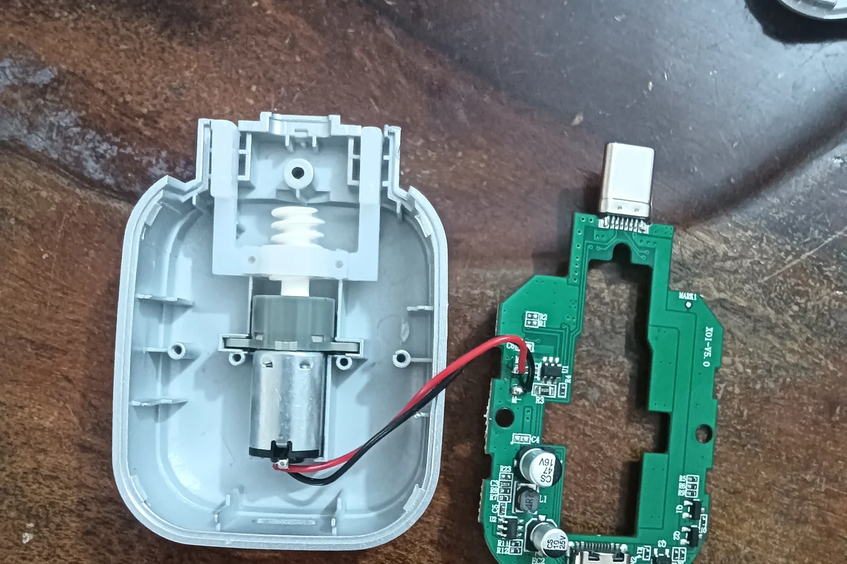 Jingyu Electronics facility &middot; PCB & Housing &mdash; Soldering Step