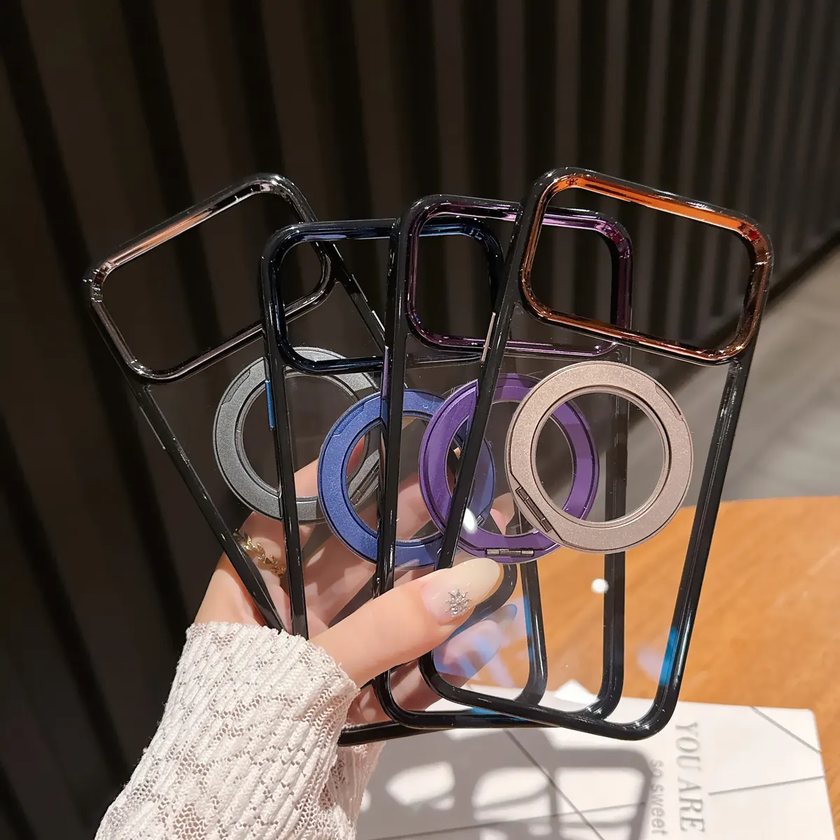 Mingxin Cases Bumper Frames in Hand
