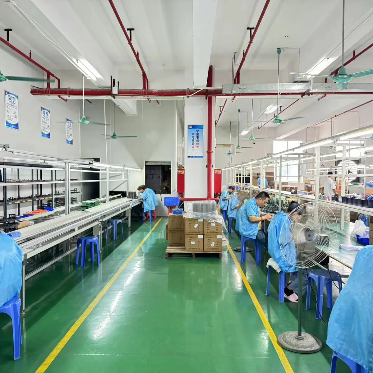 Pengxin Electronics production floor and equipment view 09