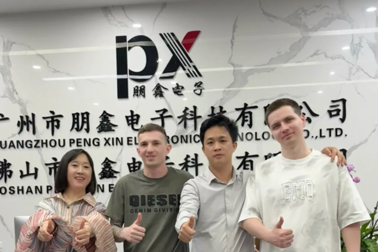 Buyers visiting the Pengxin Electronics factory in Foshan