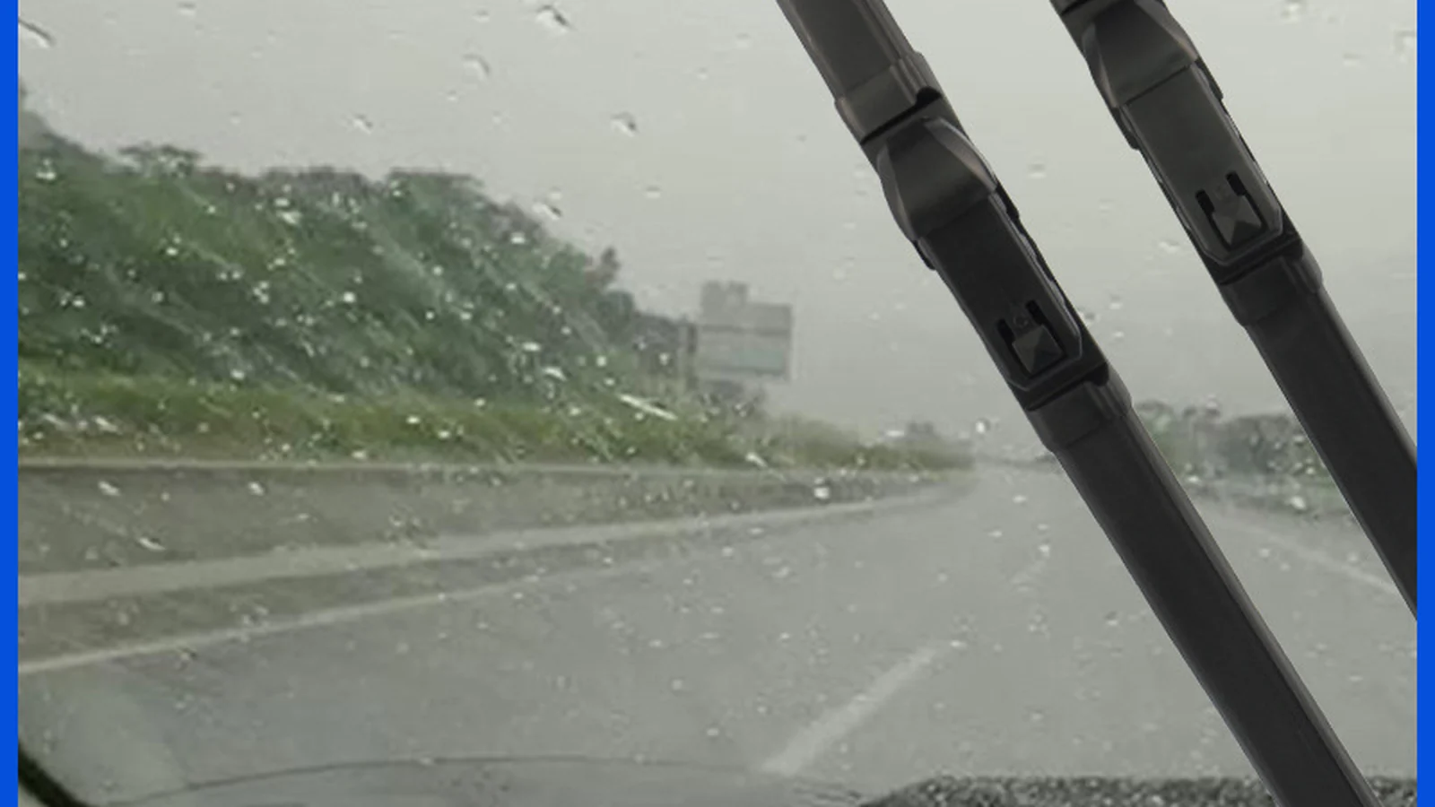 Zanyu Automotive &middot; coated wiper blade in wet-weather driving